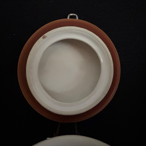 Starbucks Coffee Canister with Latch White Ceramic with Green Mermaid - Picture 5 of 5